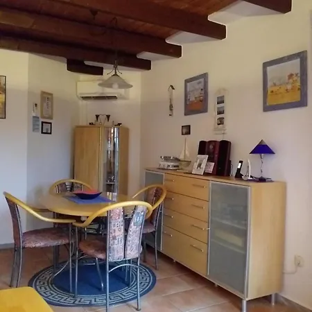 Holiday home Strolchi *